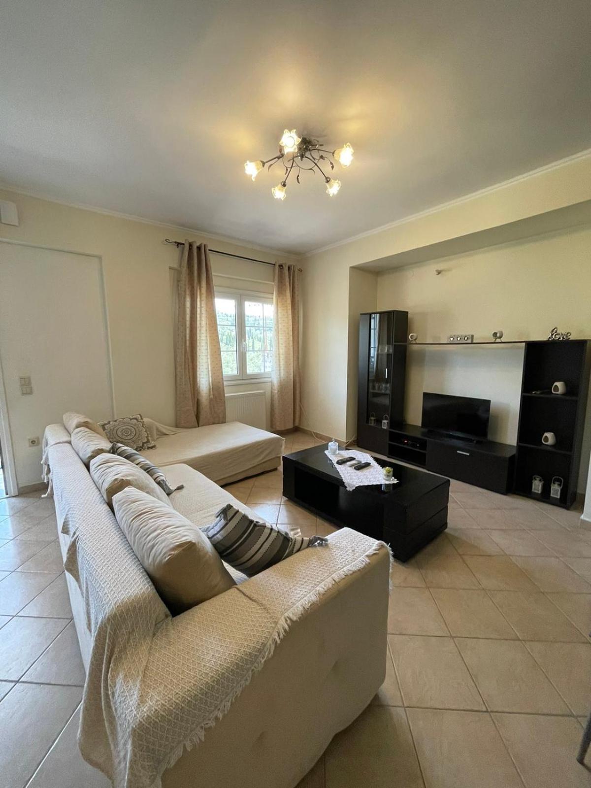 Bados House Apartment Kato Garouna Ngoại thất bức ảnh
